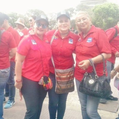 carotur4's profile picture. 