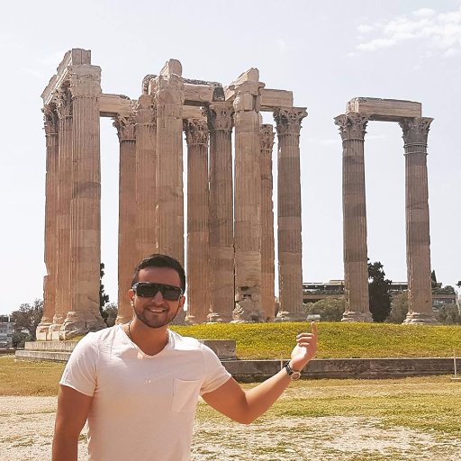 richardtsimg's profile picture. Crea, ama, vive /
Marketing y Negocios