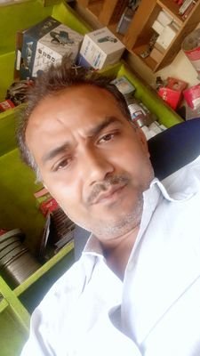 Ravindr64994861's profile picture. Businessman