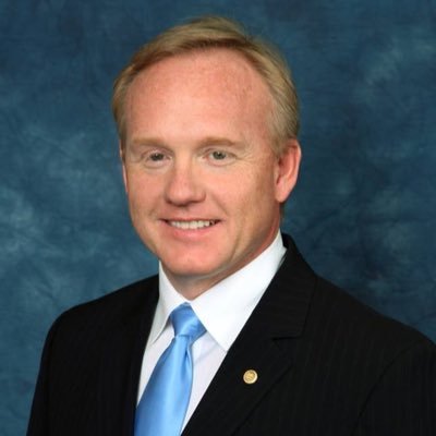 stephen0961's profile picture. Husband.  Proud father of 3 boys. Sports enthusiast. Senior Vice President of Greater Toronto Division @bmo