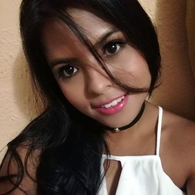 veroa90's profile picture. Amante de la lectura,Fiel hincha de CSEmelec
     ,  :) 160 caracteres no describen mi personalidad!!