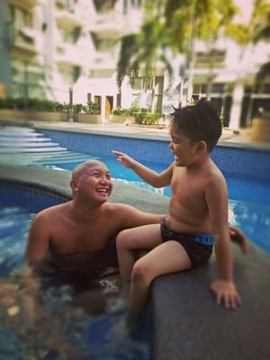 J_GoodBoy's profile picture. Pwedeng maging kaibigan ng kahit sino man.