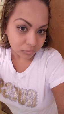 LucyCharles89's profile picture. 