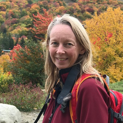 Earth and Ocean Sciences coordinator, CSI/CUNY, geologist. Swim/bike/run/ski. she/her/hers