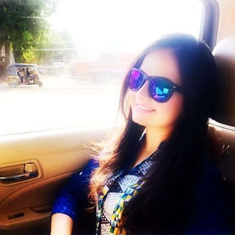 A Biggest Fan of #JeannieAurjuju show And totally crazy About @Giaa_Manek