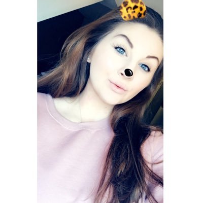 charlotttelowhe's profile picture. 🐘