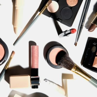 inspirations & beauty tips . Makeup is meant only to magnify the beauty that already exists within us . *don't own these posted videos or pictures*