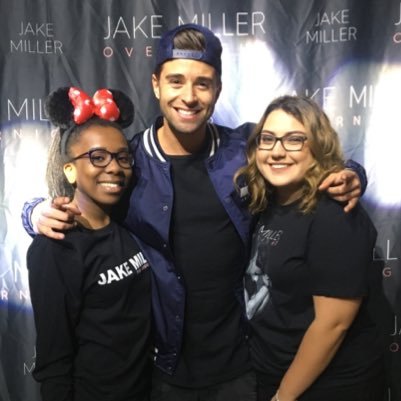 Official Street Team Account promoting Jake Miller in England! Buy Overnight EP on iTunes https://t.co/D6ers6C123 - Run by Jasmin & Emine.