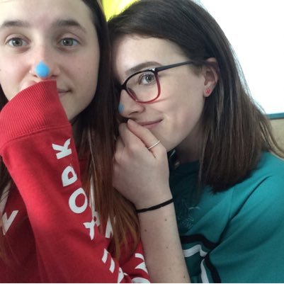 amberheap's profile picture. embrace the glorious mess that you are 💙