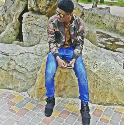 Henneynhoes's profile picture. Lead me not into temptation...
Oh who am I kidding? Follow me, I know a shortcut!😈