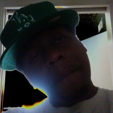 paysoe4st's profile picture. 27 a smooTh bRoThEr tHaT sMokE aLoT oF weeD..gRaDuaTeD fRom cAmDeN fAiRviEw hiGhScHooL ClAss Of 02