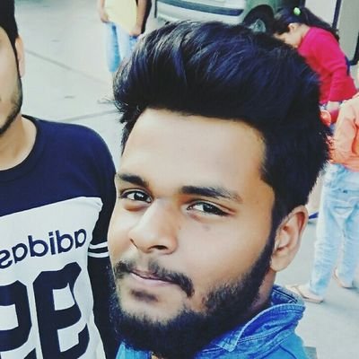 r0__01's profile picture. 