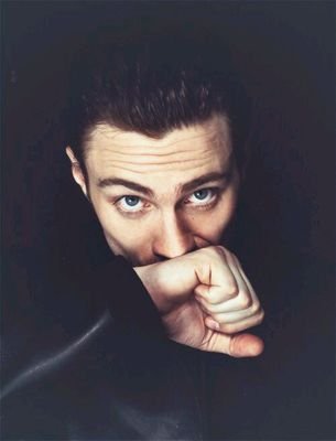 Hadesskins's profile picture. [El invisible].Hermano mayor de Poseidón y Zeus. Señor del inframundo. Quiet poeple have the loudest mind. #FreeRol (MD y menciones)