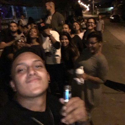 caroib15's profile picture. good vibes
