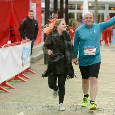 getrouwd met suzan van dasler. trotse vader van lisa,sam en eva. lid van vv sparta nijkerk.