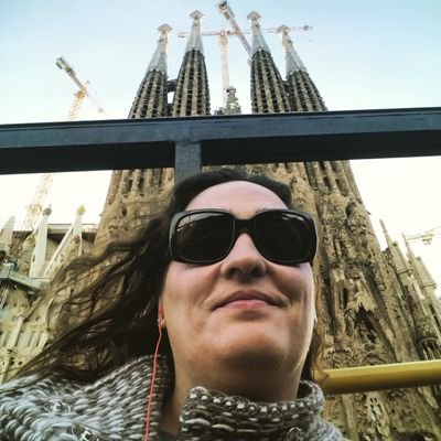Enfermera quirofanera cuando toca, aprendiendo todos los días...
Albacete, Cuenca, Leganés, La Roda..., yo estoy donde estéis vosotros