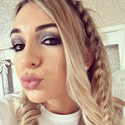 rhonax3's profile picture. 