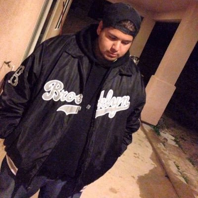 calitwisted98's profile picture. Fun to hang around follow my YouTube channel again subscribe comment like gamer addict https://t.co/64MGmW34hk share please