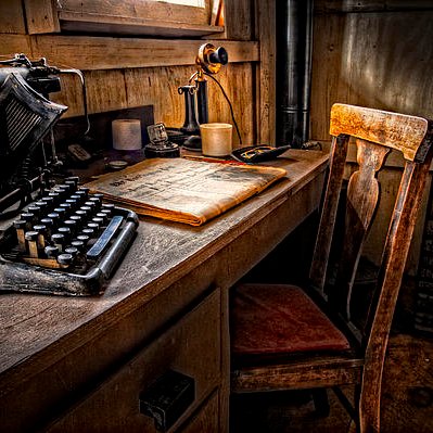 WriterInsideMe's profile picture. I've always breathed writing!