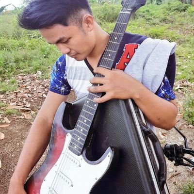 redsagga29's profile picture. Ball is life.