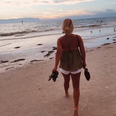 cooney_kat's profile picture. 