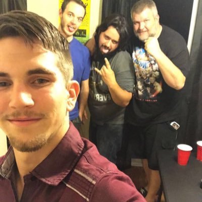 Tipp2fly's profile picture. I'm Travis Tyler Tipper I love 💸& that's all the you need to know about me!!