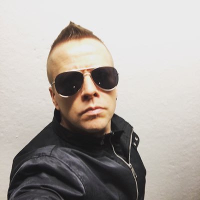 Dmagge's profile picture. Helping organizations to achieve digital dexterity. Tweets are mine but might be influenced by my daily duties @firstgoalfi
