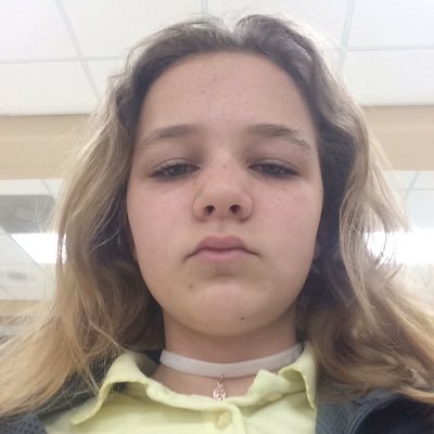 pbsv17's profile picture. Daughter, youtuber, singer, baker, guitarist, artist, photographer.