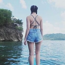 iza.  dalawa , tatlo