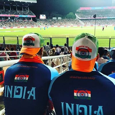 FatherofChess's profile picture. फना होने की इजाजत ली नही जाती, ये वतन की मोहब्बत है जनाब, पूछकर नही की जाती.
दिल के मंदिरों में कहीं बंदगी नहीं करते, 
पत्थर की इमारतों में खुदा ढूंढ़ते है लोग..