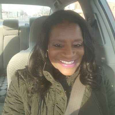 Sweet_Teay's profile picture. 