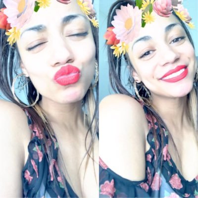 Mizz_ClazzyOne's profile picture. Creative, Goofy Lady, Loving, Positive, Uplifting. Balanced with laughter and smiles. Forget the past and move forward💜Loves life 💜🤓Nerdy and still corny