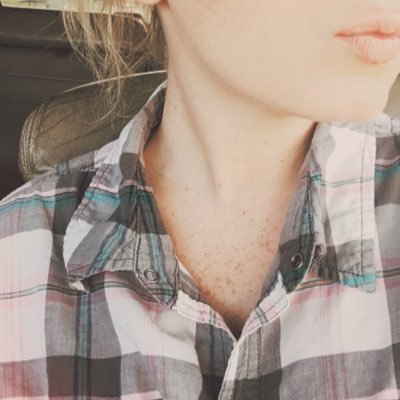 SimplyNotMe12's profile picture. 