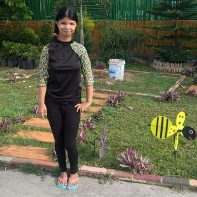 RosieReyesgmai1's profile picture. Politicians Local Sports Entertainment Government & Politics Politics Music Music & Entertainment