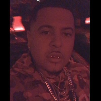 Gladbagvanity's profile picture. AURA Boston x Gold Lounge Lawrence Summer 2K17 SNAP👻gladbagvanity                                                        IG - NEENA1PUREEN   BOS x NY ✈️