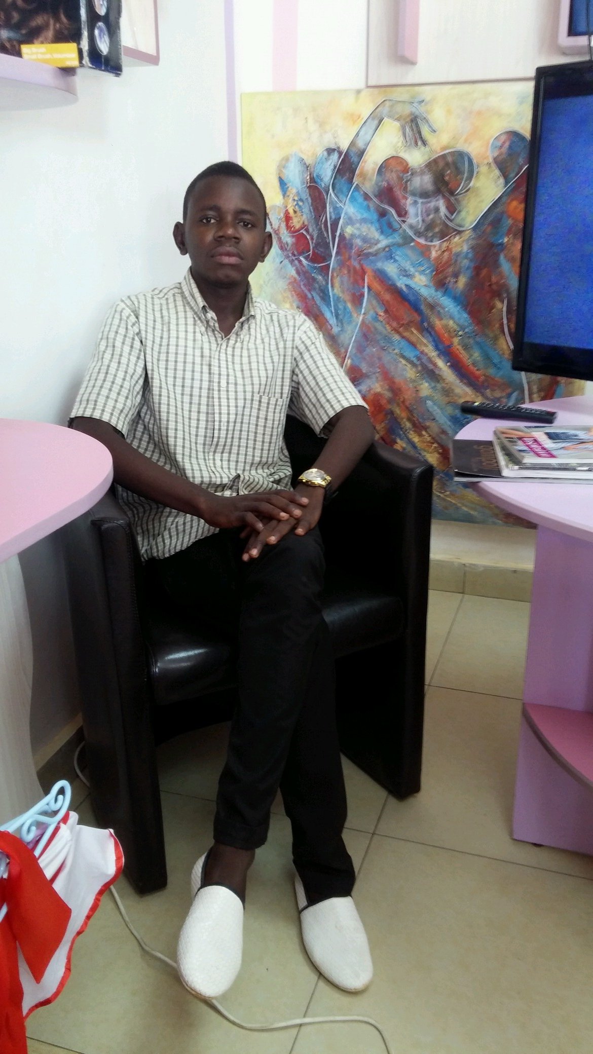 yves81844833's profile picture. 