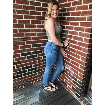 klabbe11's profile picture. MCPHS | Nursing | Boston