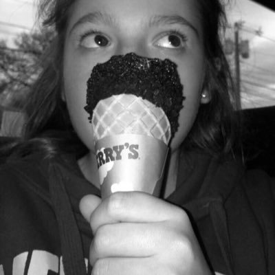 julesvukovic_'s profile picture. 