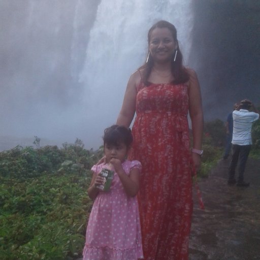 RivkaRomacos's profile picture. 