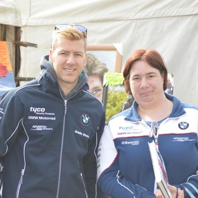 stitchingowl77's profile picture. 