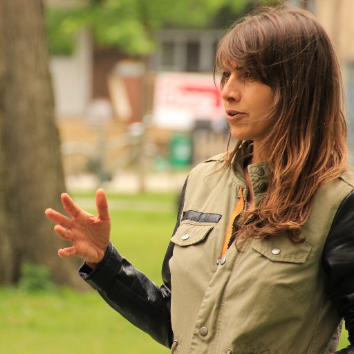 Urban planner and nature lover living and working in Toronto. Laneways are my specialty.