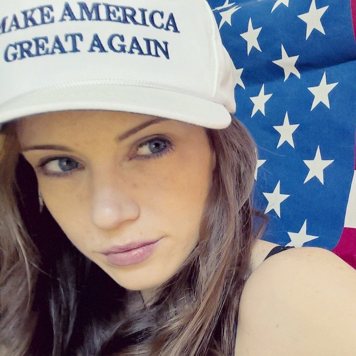 Pray without ceasing. Rejoice evermore. 1Th 5:16-17➕ America First🎖🇺🇸🇮🇪🇱🇺 #Giants100🗽 #EmpowerWomen👩💼 #GoGreen♻️ Moderate Millennial.💿