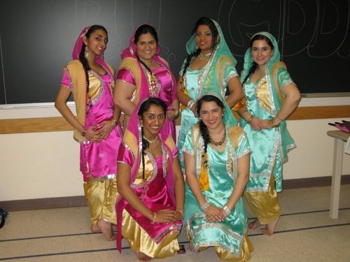 BUGiddha's profile picture. The most energetic, talented and graceful girls! BRRUUAAA!