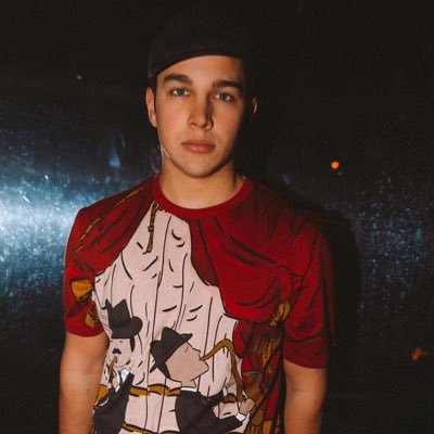 @AustinMahone official back up page! Turn on notifications for a follow from my main ❤️ Lets all give back!