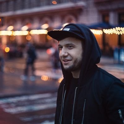 zitialforno's profile picture. I look like my Dad.