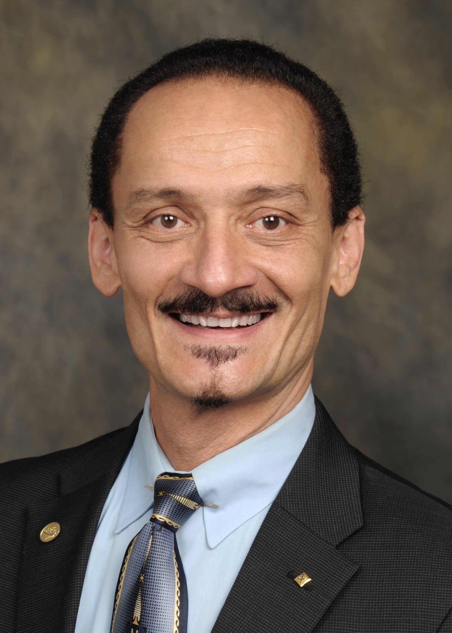 University Trustee Chair Professor of Optics, EE & Physics
Expertise: Ultrafast Photonics
Hobby: Salsa