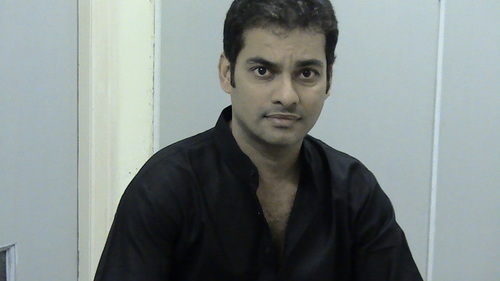 I am one who trusts God and my own capabilities,loves challenges and tries to fight them headon.