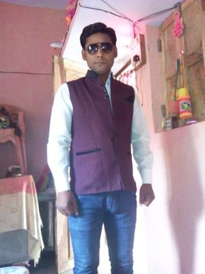 Yado me jina hi nahi use pura v kiya ja sakta hai