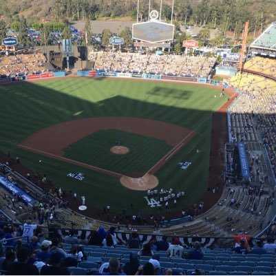 SimoneyBoloney's profile picture. 