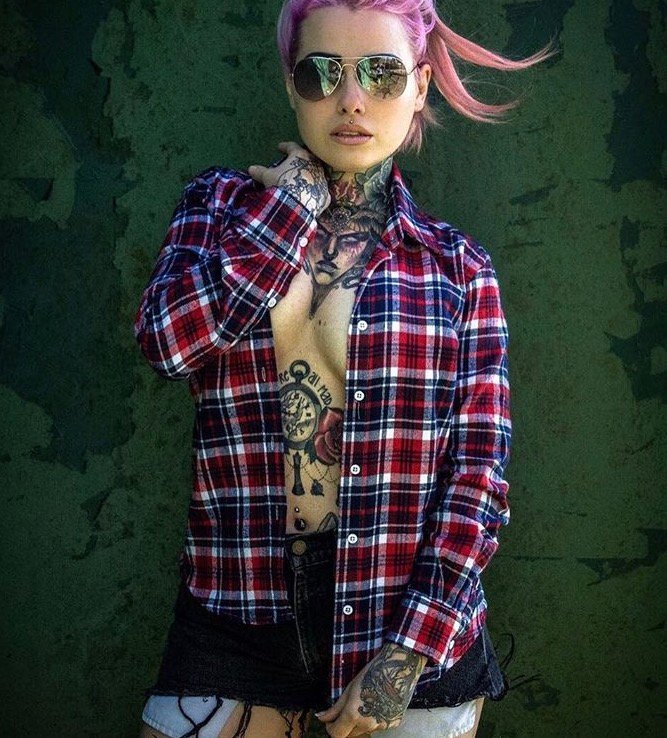 _PhoenixCassady's profile picture. 🚀🌈🌹🦋🖕